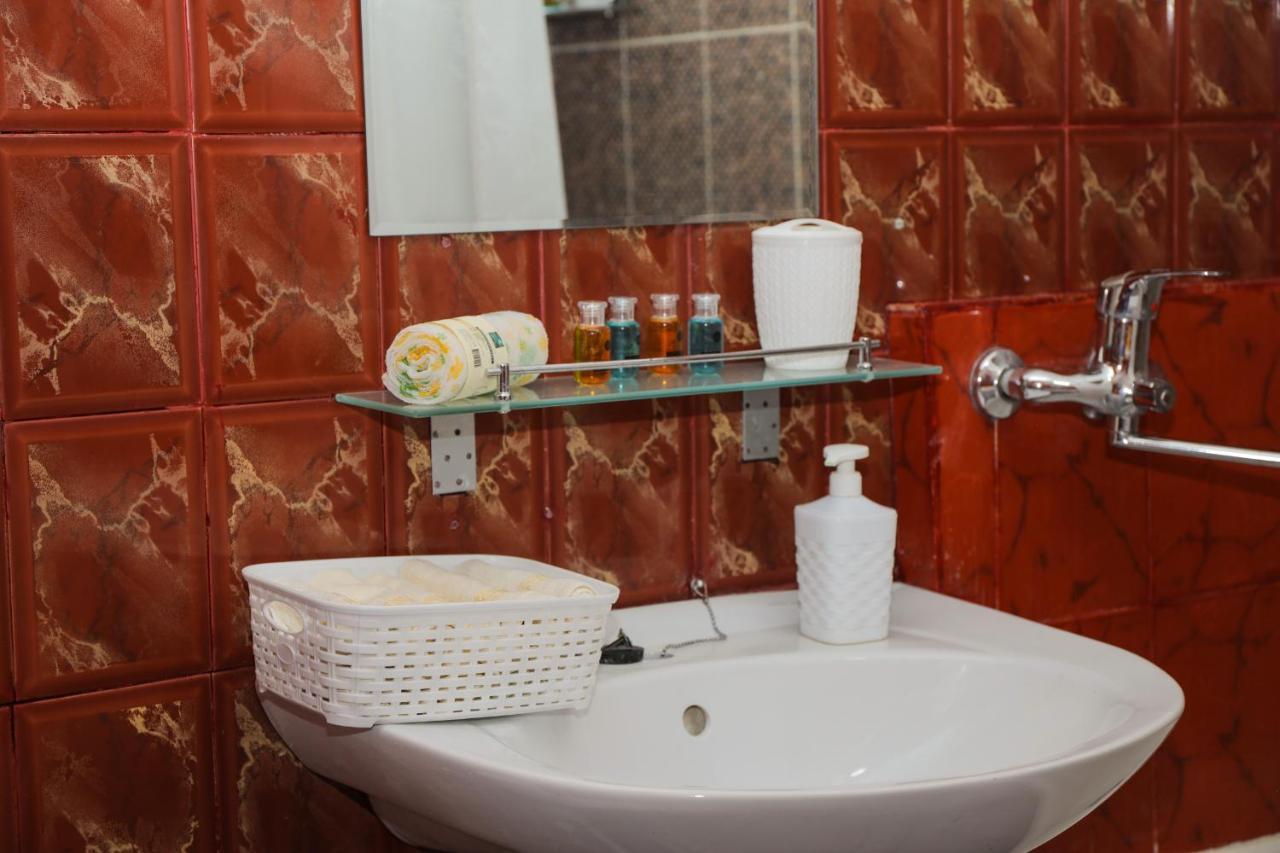 Reliablehouse 2-Х Комнатная Квартира В Центре Leilighet Almaty Eksteriør bilde